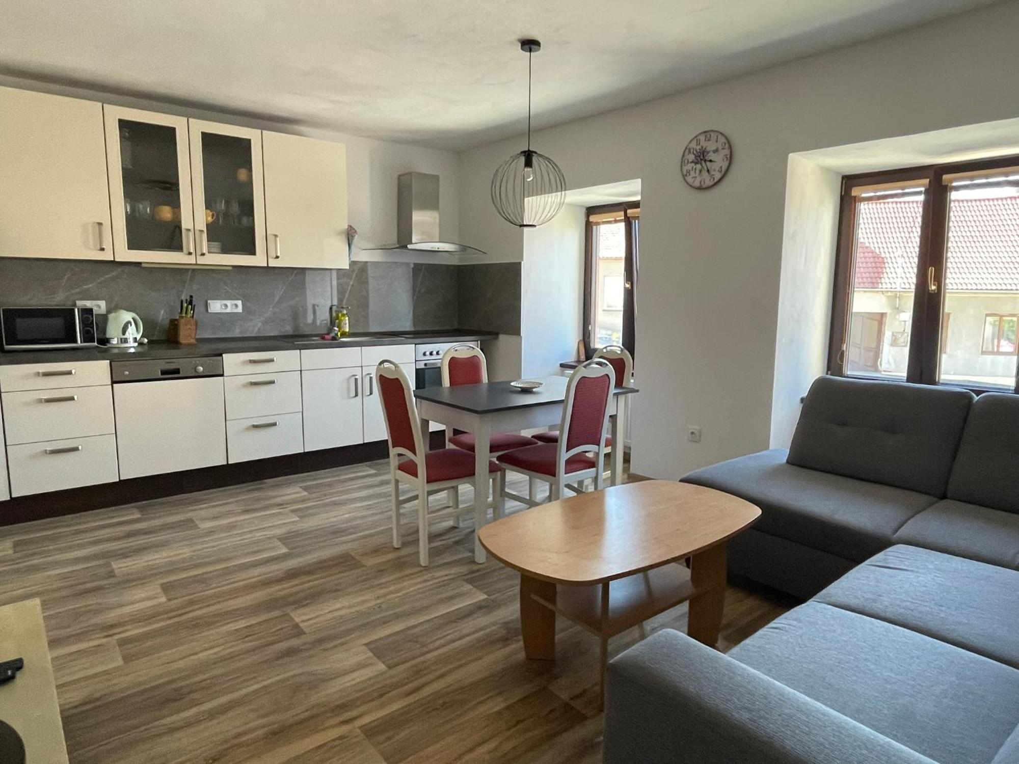 Apartman U Velke Brany Jemnice エクステリア 写真